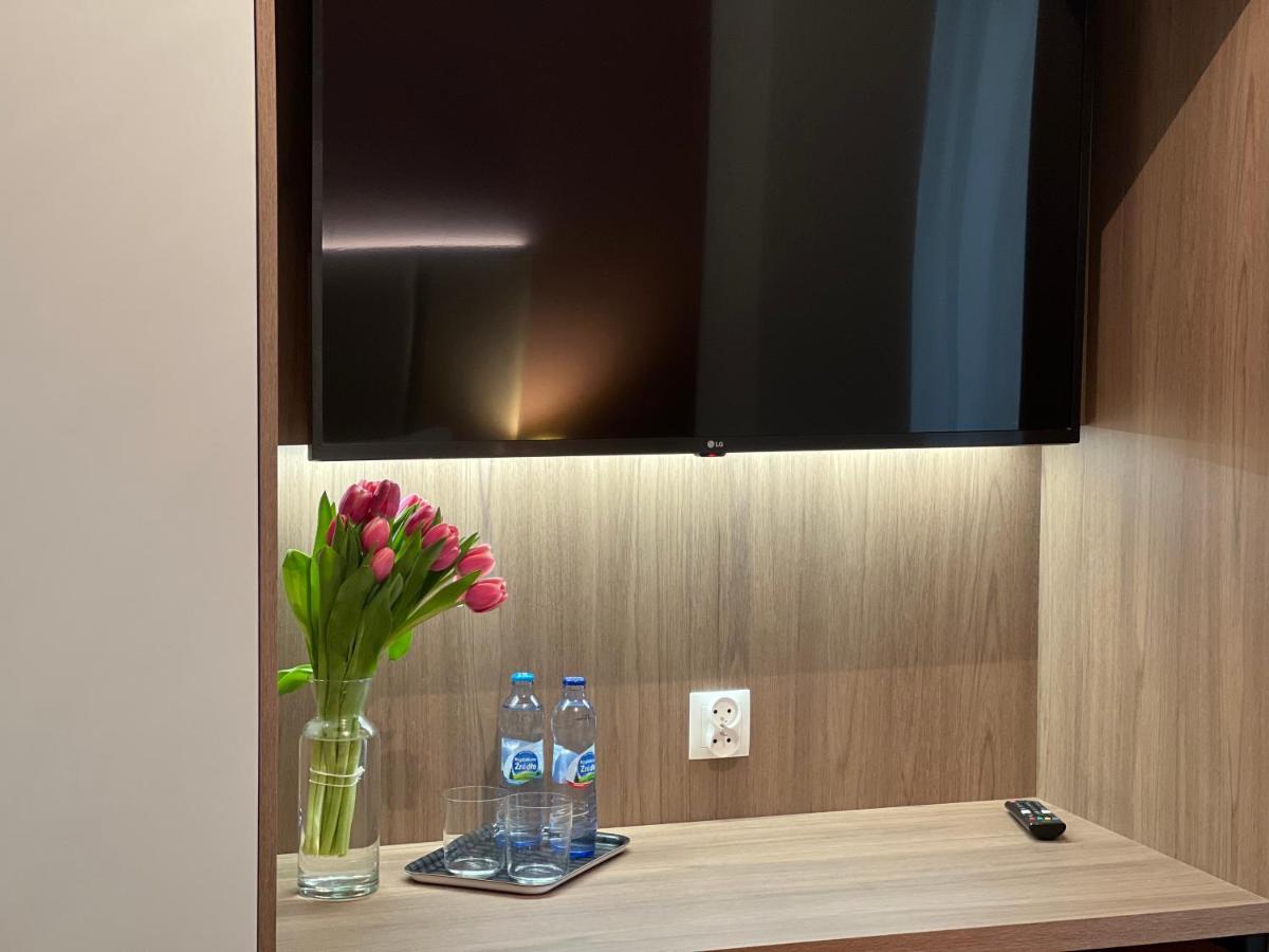 Party Avangarde Apartments City Center 莱鲍 外观 照片