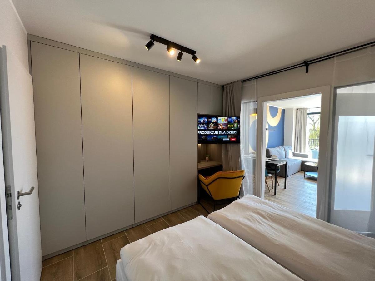 Party Avangarde Apartments City Center 莱鲍 外观 照片