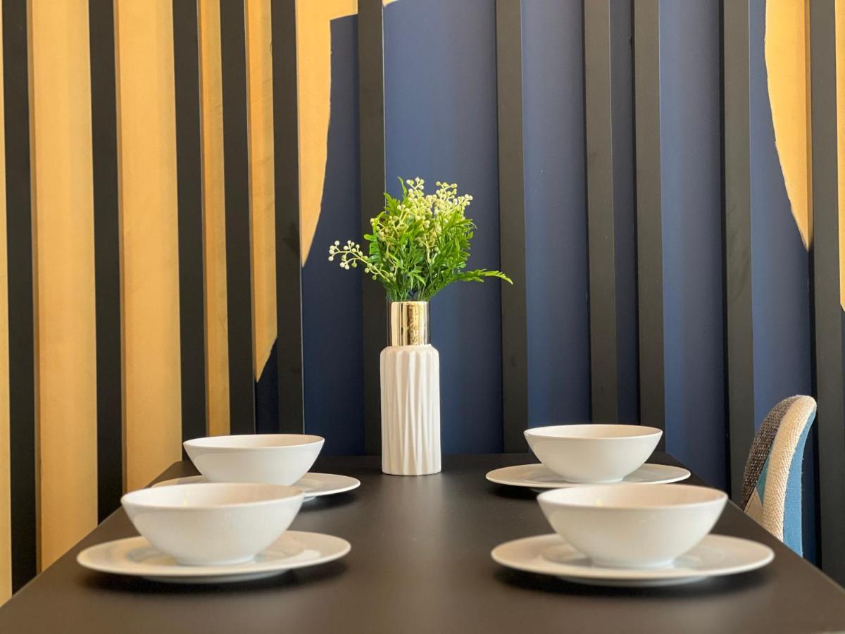 Party Avangarde Apartments City Center 莱鲍 外观 照片